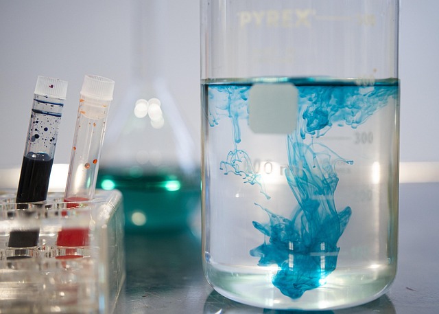 探討三(二甲氨基丙基)六氫三嗪與其他胺類催化劑的協(xié)同效應(yīng)